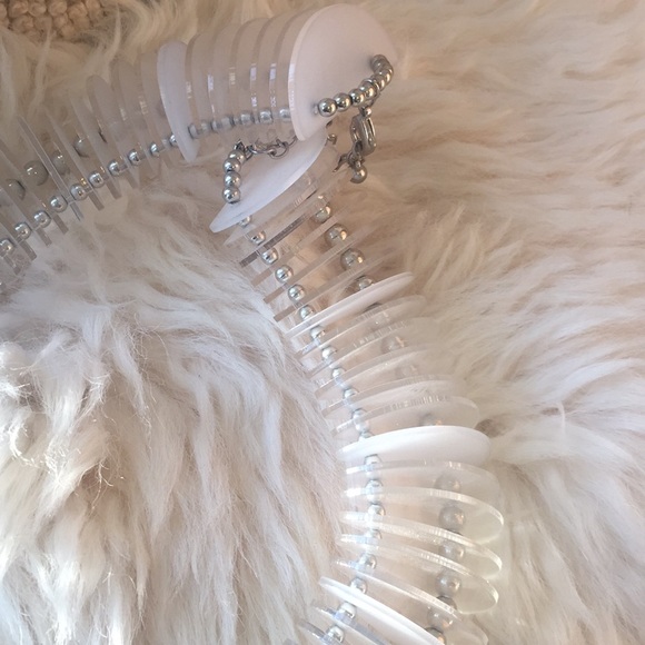 Clear necklace - Picture 3 of 3